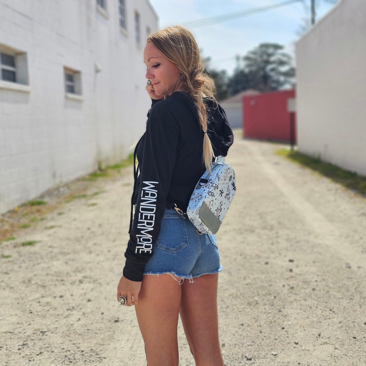 Cropped Lightweight Hoodie